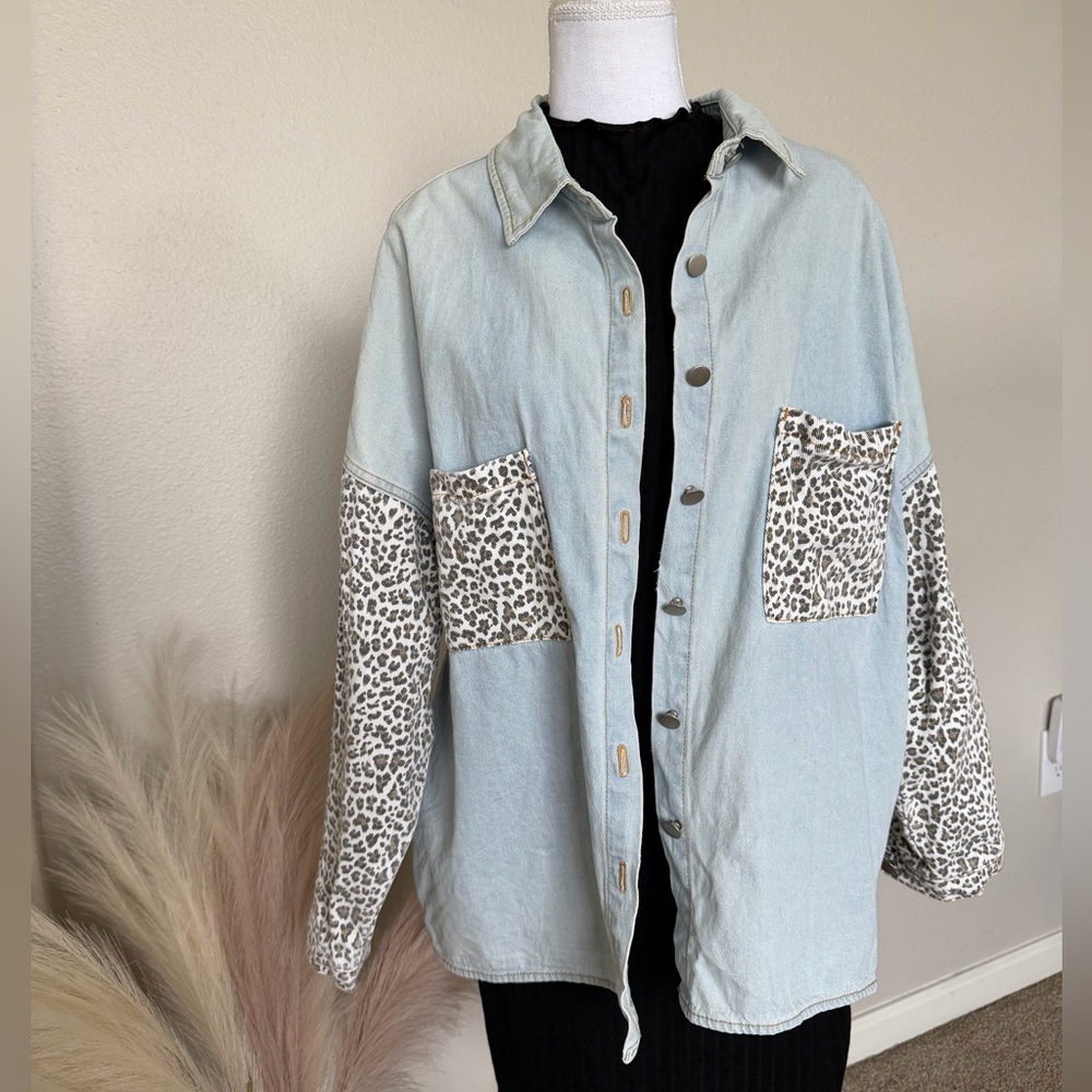 Light Blue Denim Oversized Leopard design Jacket - Picture 3 of 11